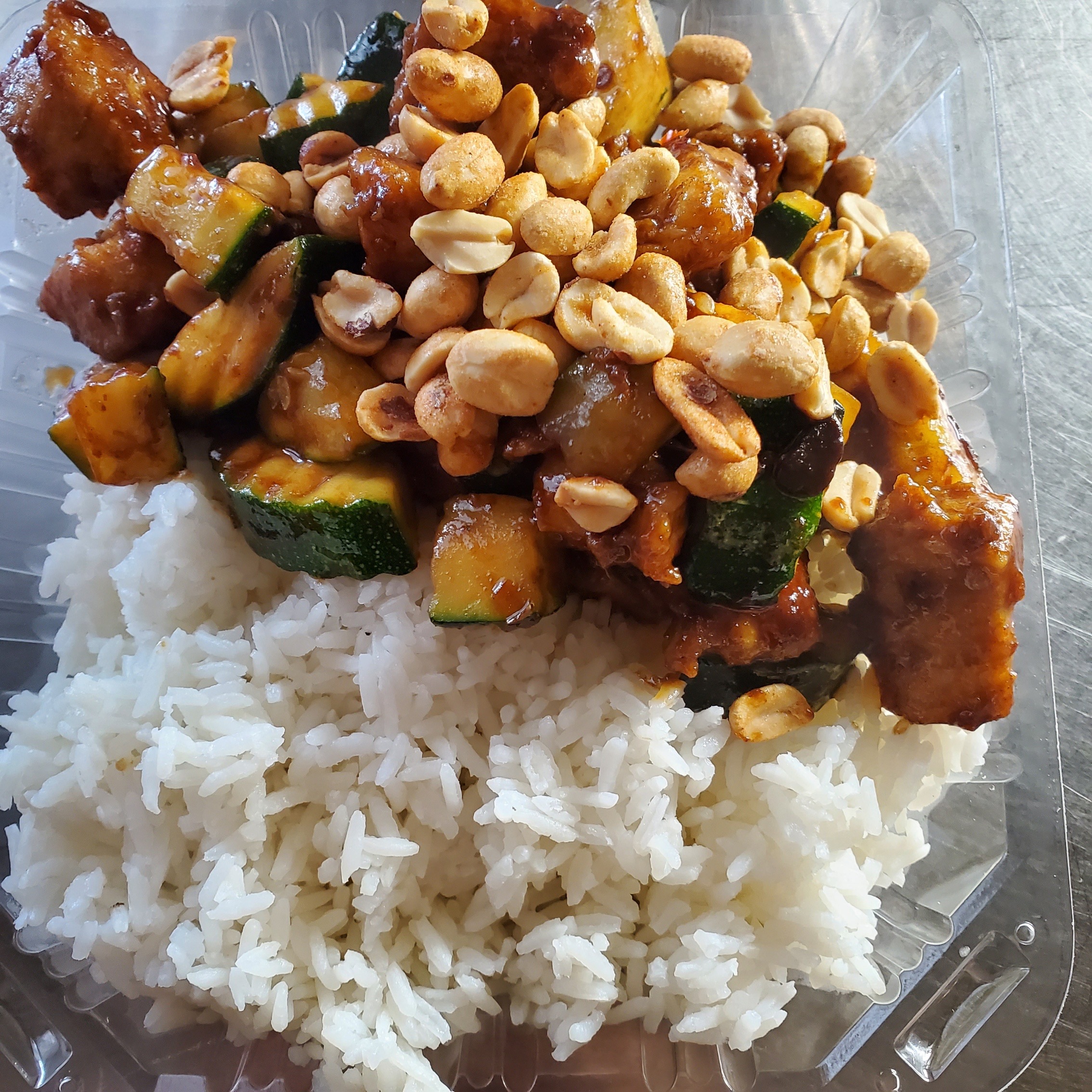 Order Kung Pao on Rice food online from Sun Kwong Restaurant store, San Francisco on bringmethat.com