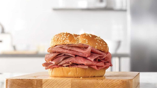 Order Classic Roast Beef  food online from Arby store, Chattanooga on bringmethat.com