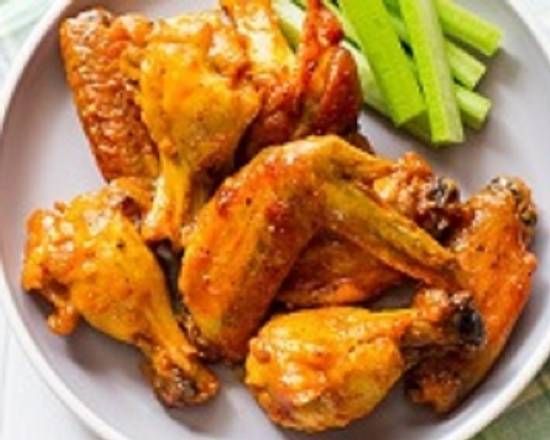 Order Side Chicken Wings food online from Old Country Pizzeria store, East Weymouth on bringmethat.com
