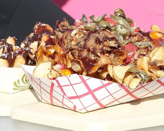 Order BBQ Nachos food online from Toms BBQ Chicago Style store, Mesa on bringmethat.com