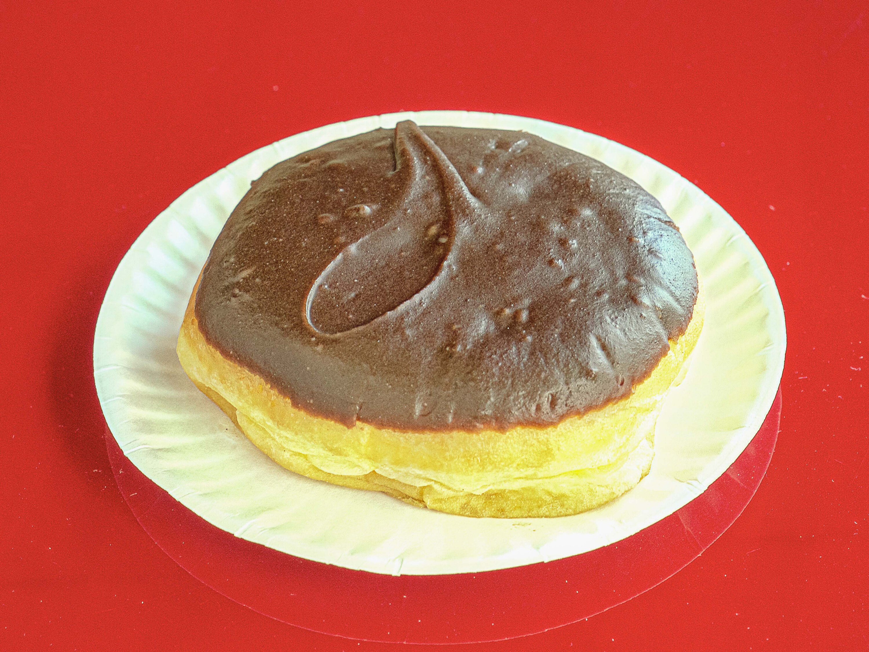 Order Bavarian Cream Donut food online from Hammer Donuts store, Lafayette on bringmethat.com
