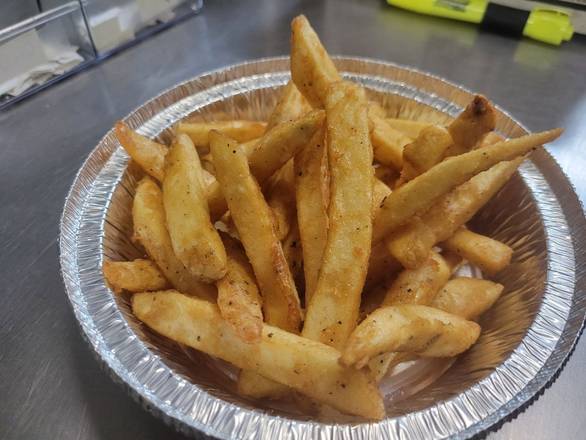 Order French Fries food online from Cuban Eddie's store, Dumont on bringmethat.com