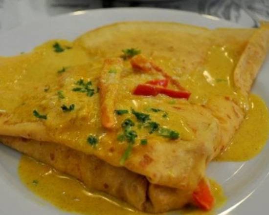 Order Curry Crepe food online from Crepes De Paris store, Mission Viejo on bringmethat.com