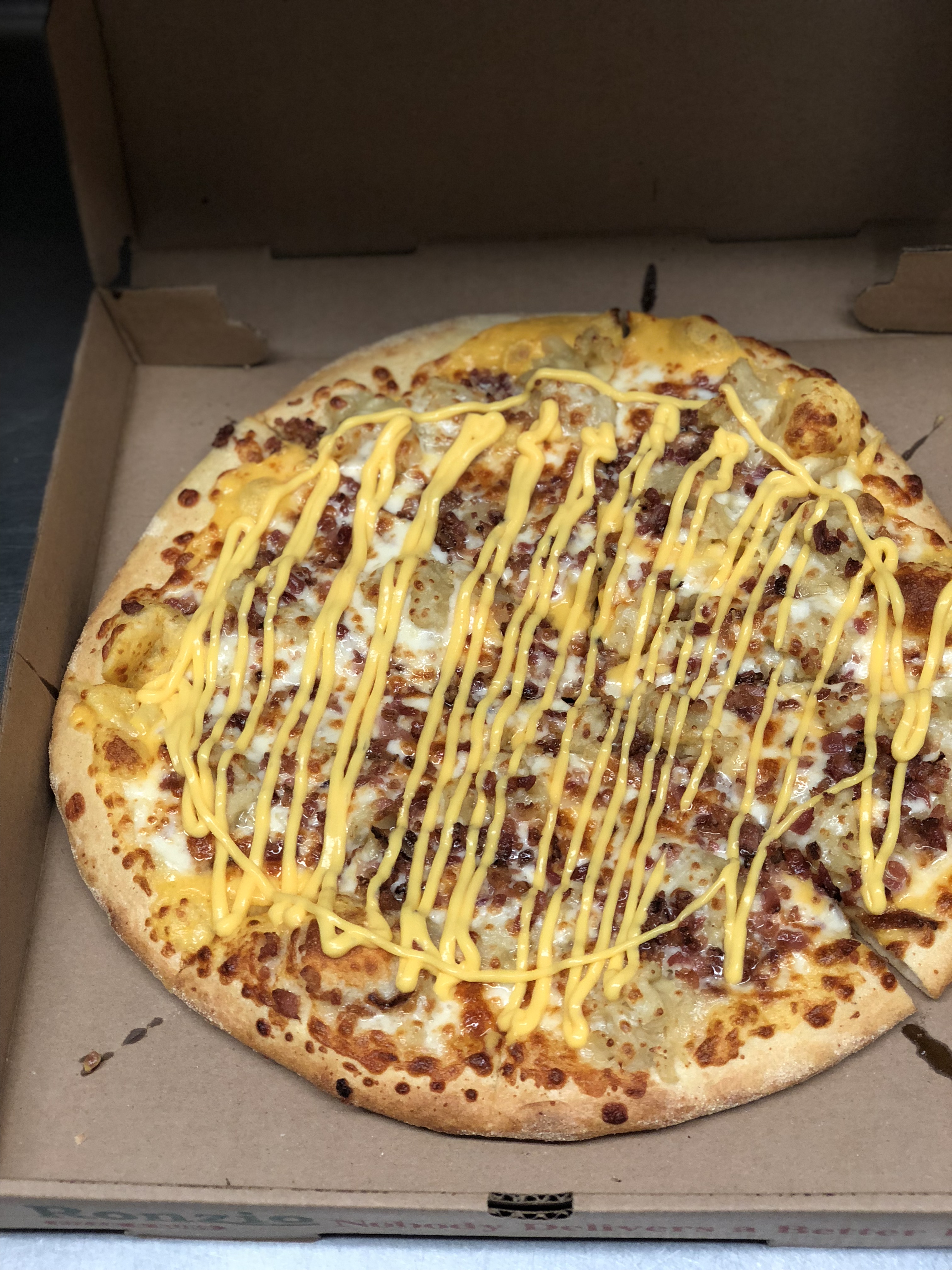 Order Mac and Cheese Pizza food online from Ronzio Pizza & Subs store, Warwick on bringmethat.com