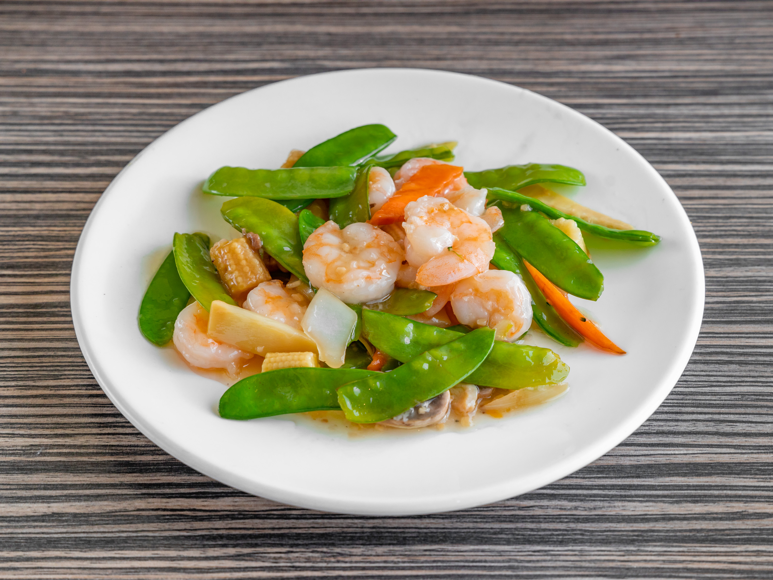 Order Shrimp with Vegetables food online from Twin Dragon Restaurant store, Los Angeles on bringmethat.com