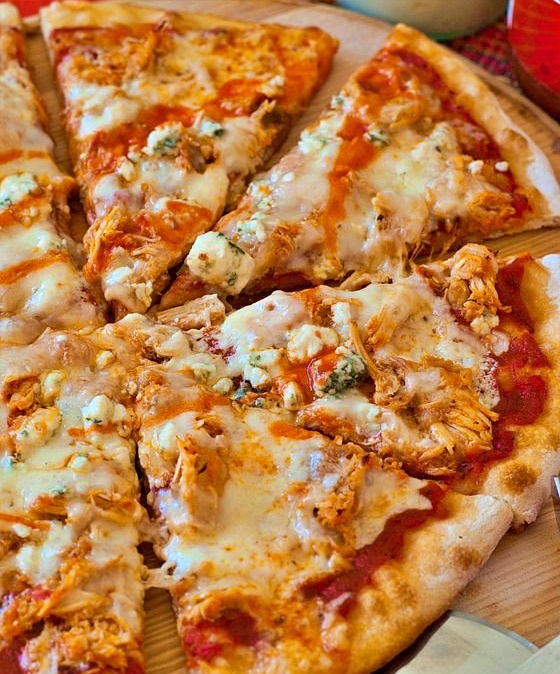 Order Chicken Buffalo Pizza food online from MC Pizza store, Harrisburg on bringmethat.com