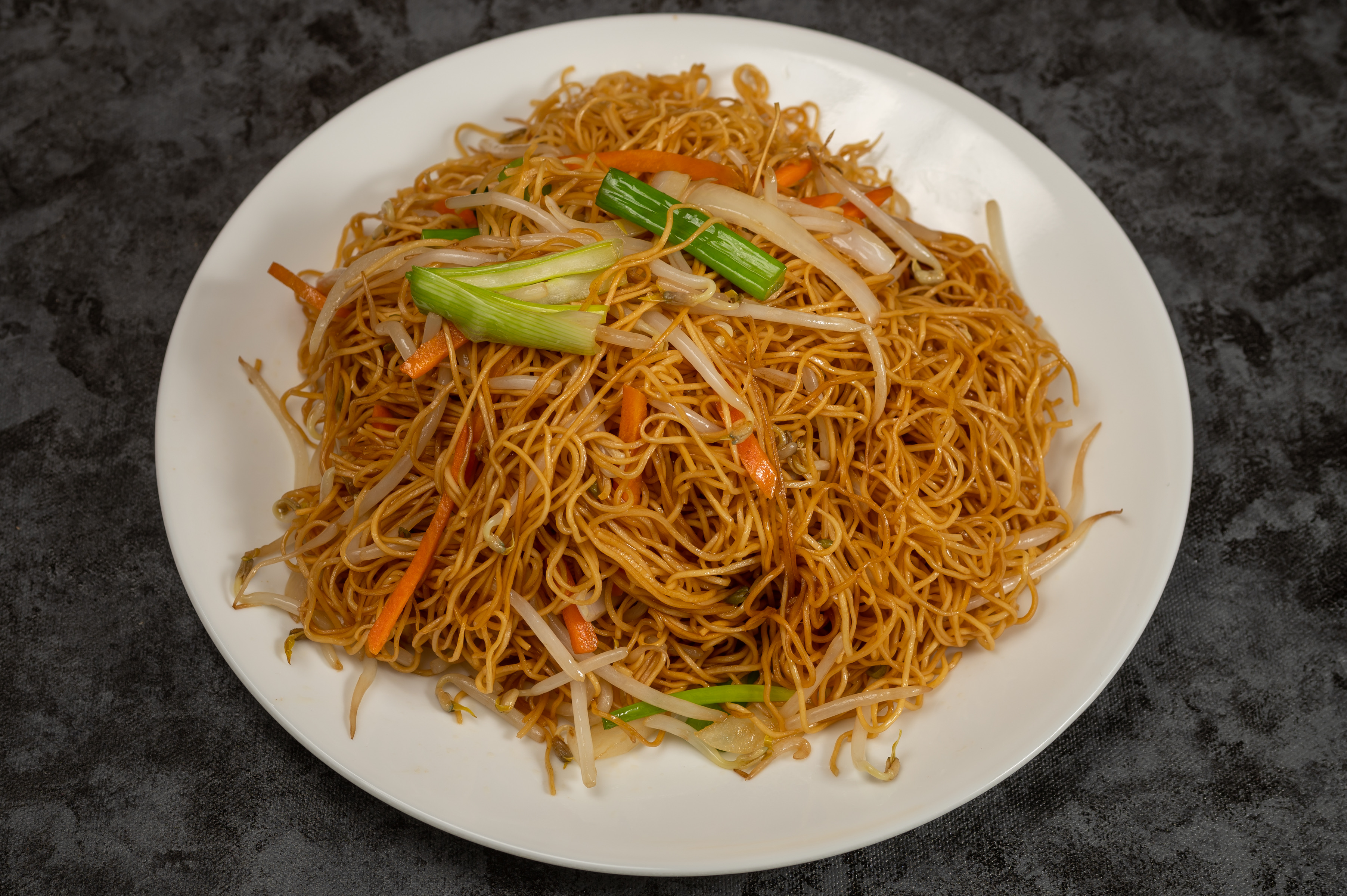 Order 100. Stir-Fried Soy Sauce Chow Mein 豉油皇炒面 food online from Yen Ching Group Inc store, Naperville on bringmethat.com