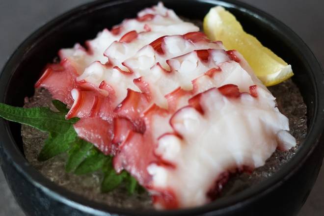 Order OCTOPUS “TAKO” food online from RA Sushi store, Leawood on bringmethat.com