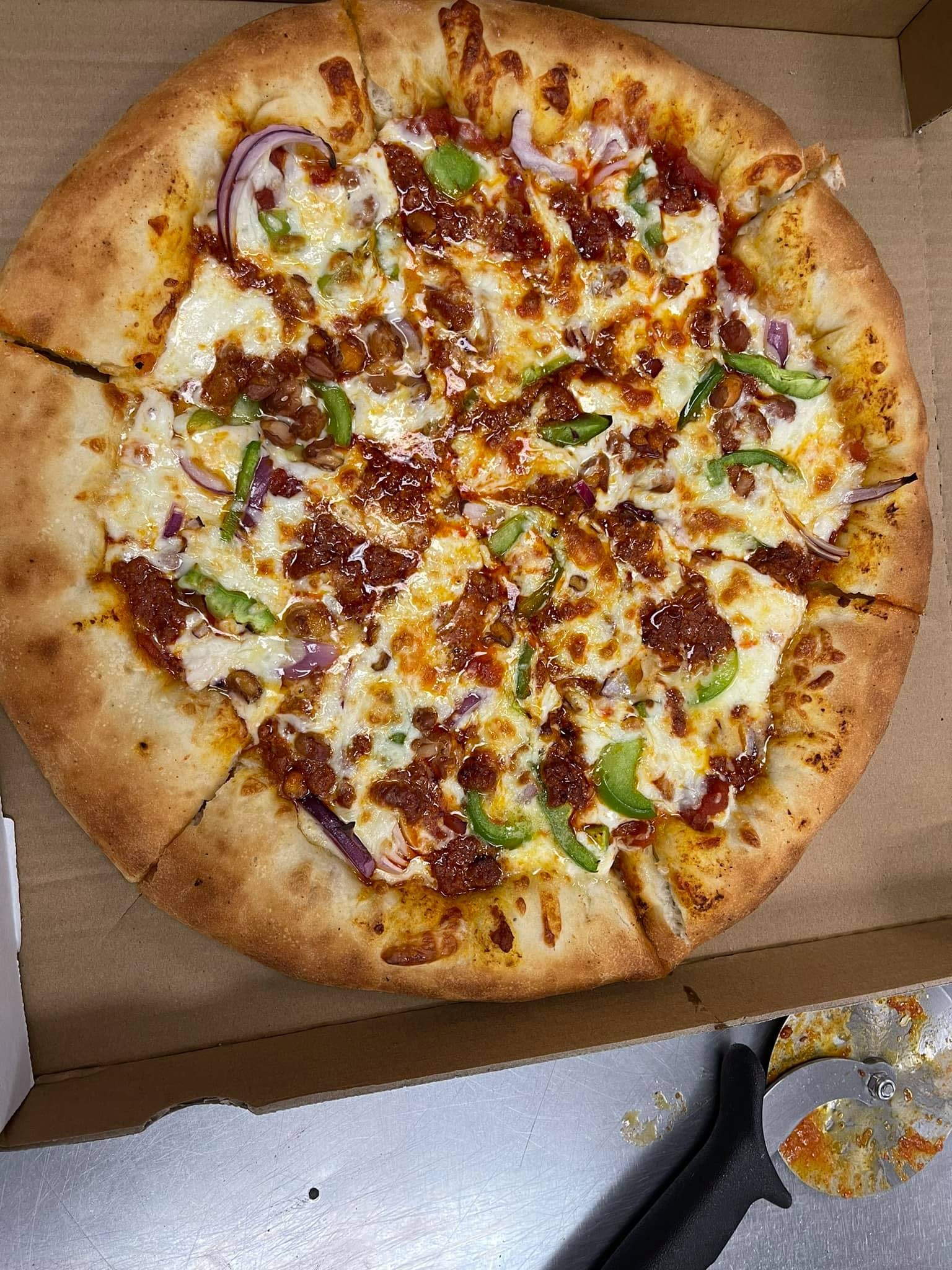 Order BBQ Chicken Pizza - Large 15'' food online from The Pizza Factory store, San Diego on bringmethat.com