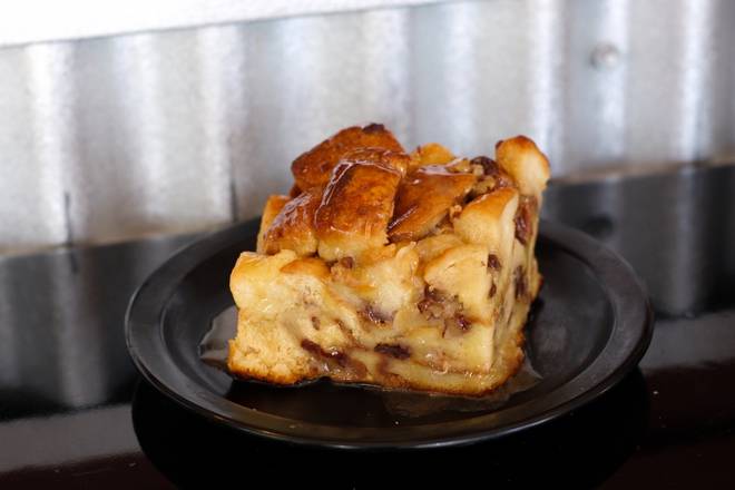 Order Bread Pudding food online from Cox Bros BBQ store, Manhattan on bringmethat.com