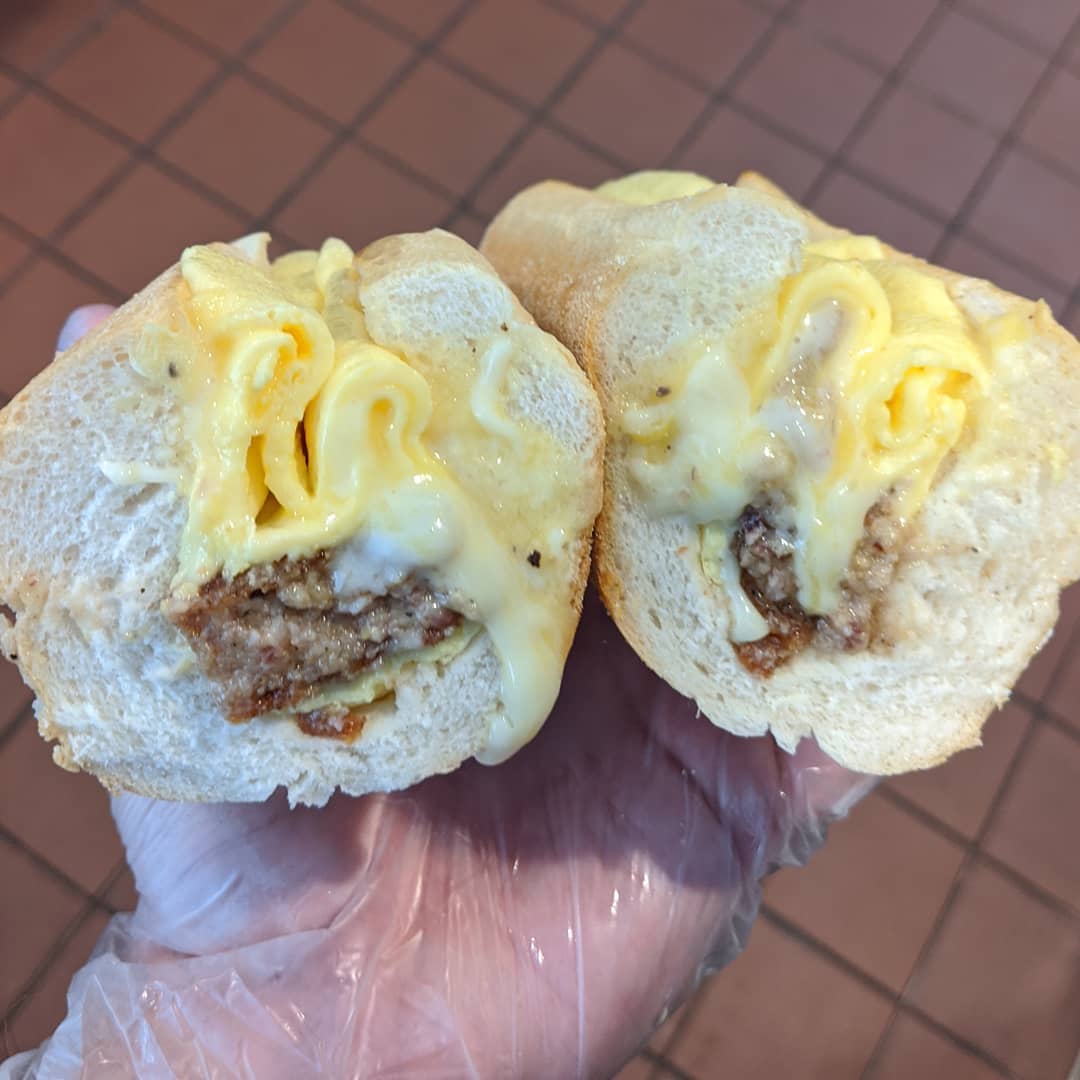 Order Scrapple, Egg and Cheese food online from Vincenzo's Deli store, Philadelphia on bringmethat.com
