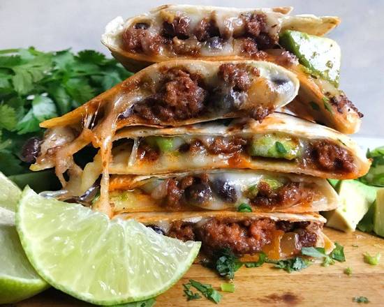 Order Raul's Beef food online from Cafe Gecko store, Fairview on bringmethat.com