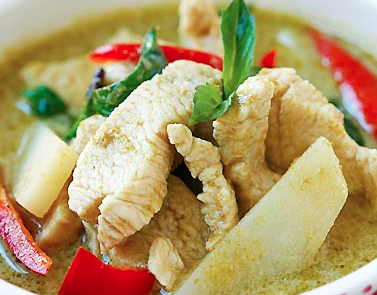 Order Green Curry  food online from Sriracha Thai Restaurant store, Carson on bringmethat.com