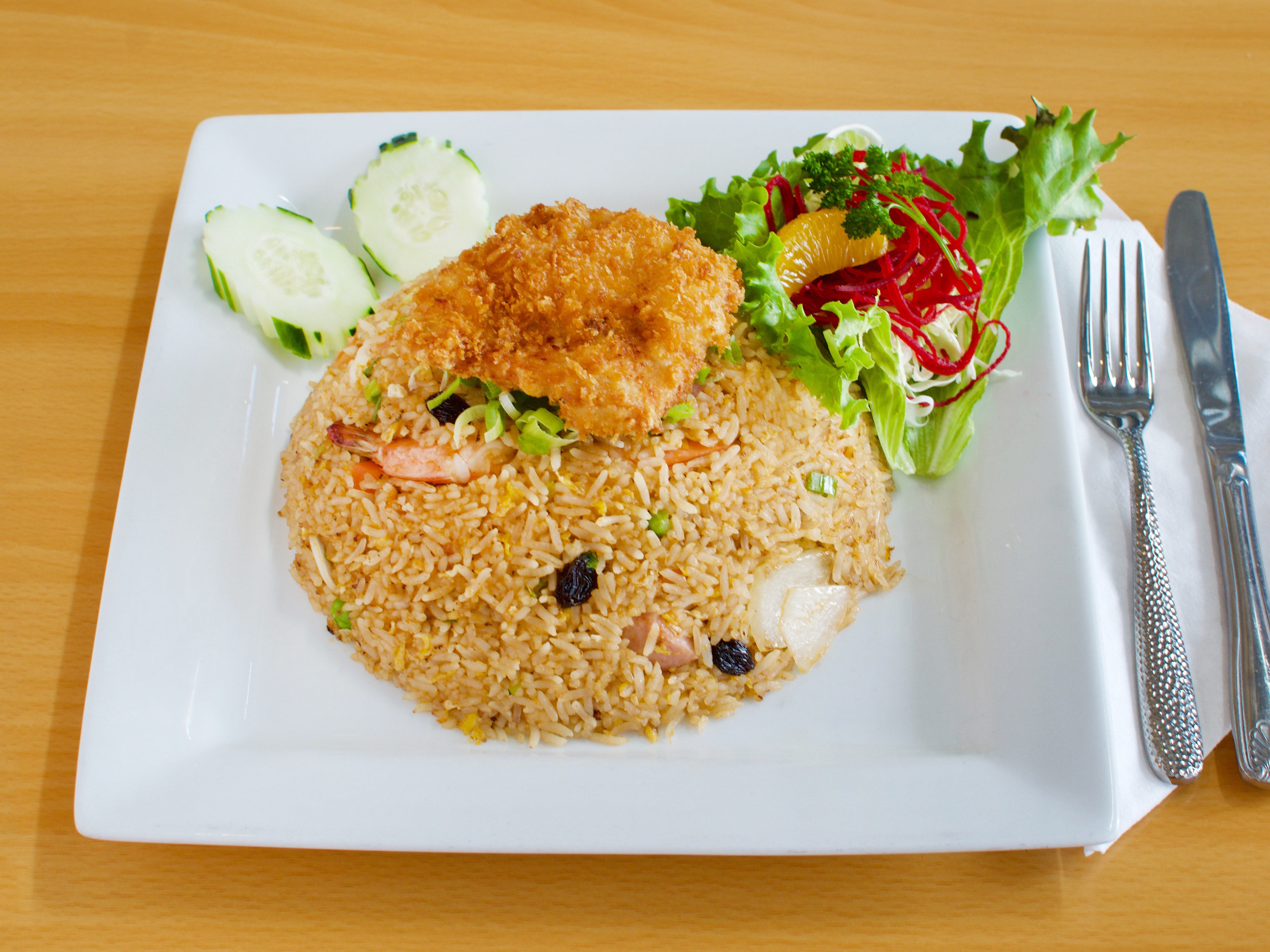 Order Supreme Thai Fried Rice food online from Supreme Thai Bistro store, Chantilly on bringmethat.com