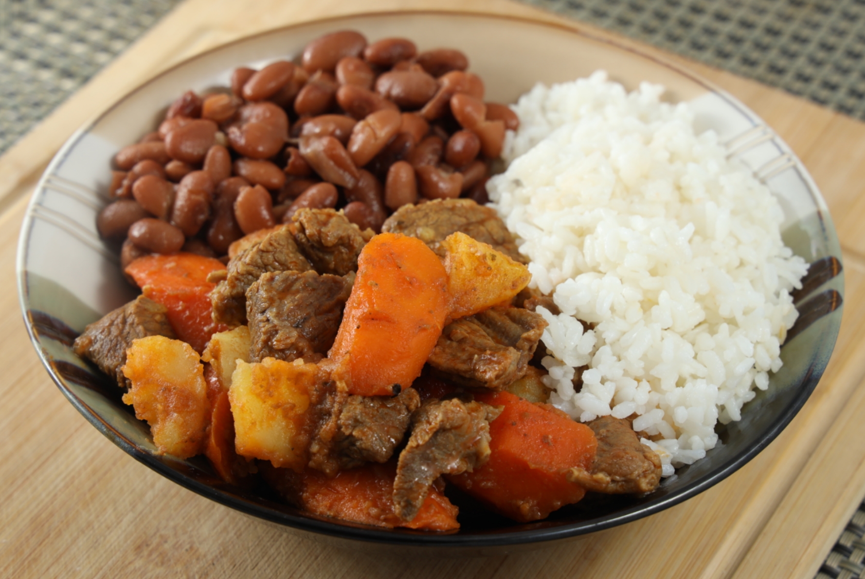 Order Beef Stew / Carne Guisada Combo  food online from Maru Kitchen store, Citrus Heights on bringmethat.com
