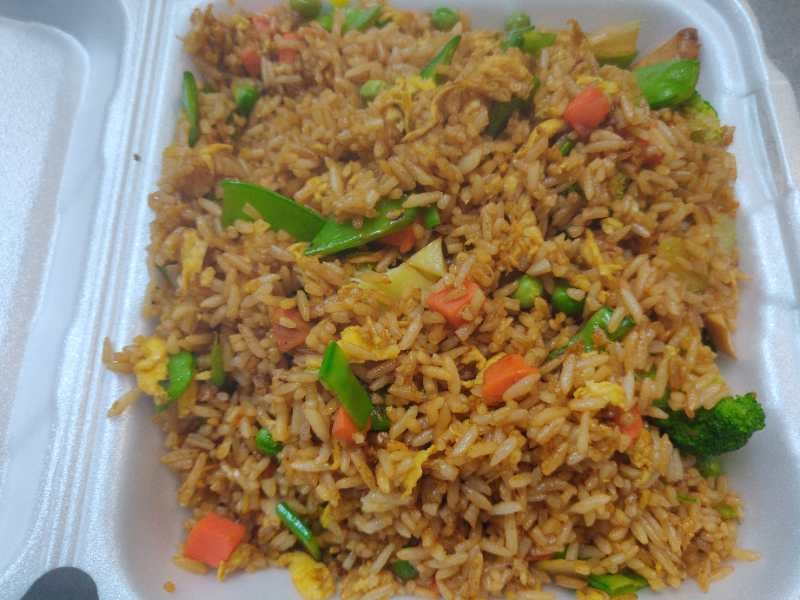 Order F1. Vegetable Fried Rice food online from Sam Cafe store, Houston on bringmethat.com