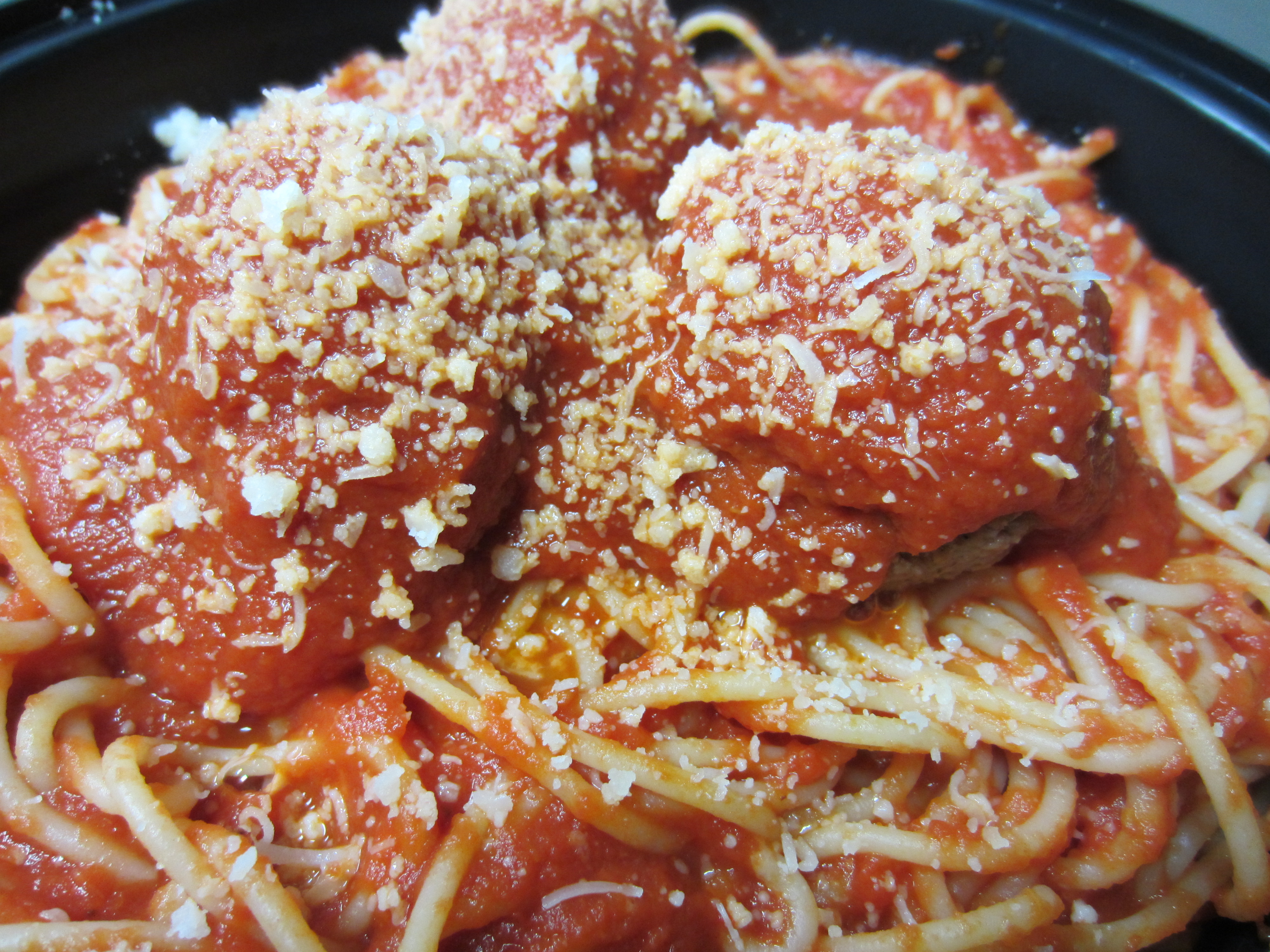 Order Spaghetti Della Mama food online from Mario's Original Pizza & Pasta store, Baltimore on bringmethat.com