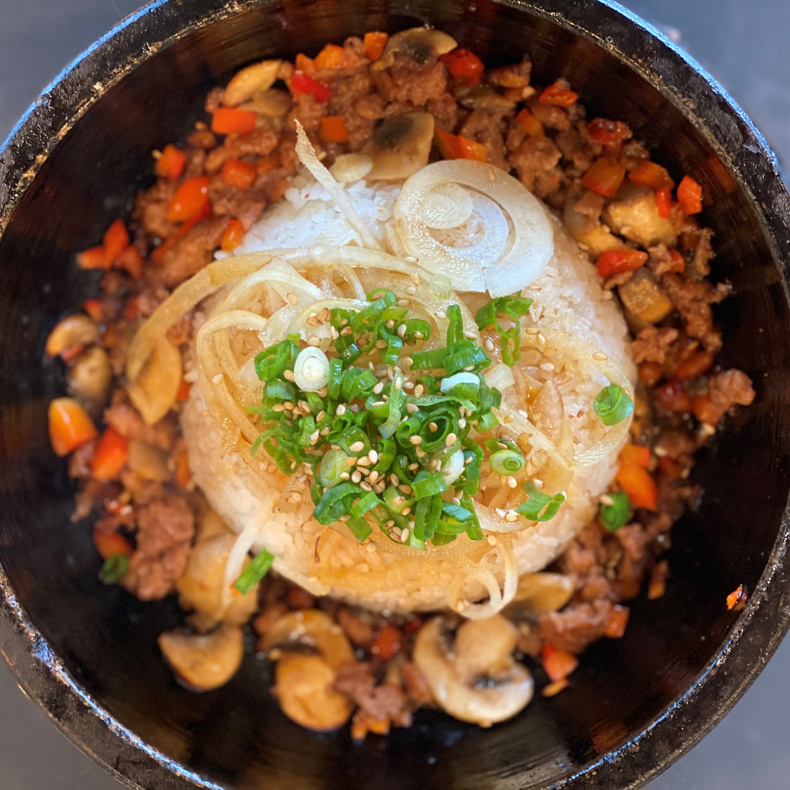Order Beyond Beef Rice Bowl food online from Gyu-Kaku Japanese Bbq store, Sherman Oaks on bringmethat.com