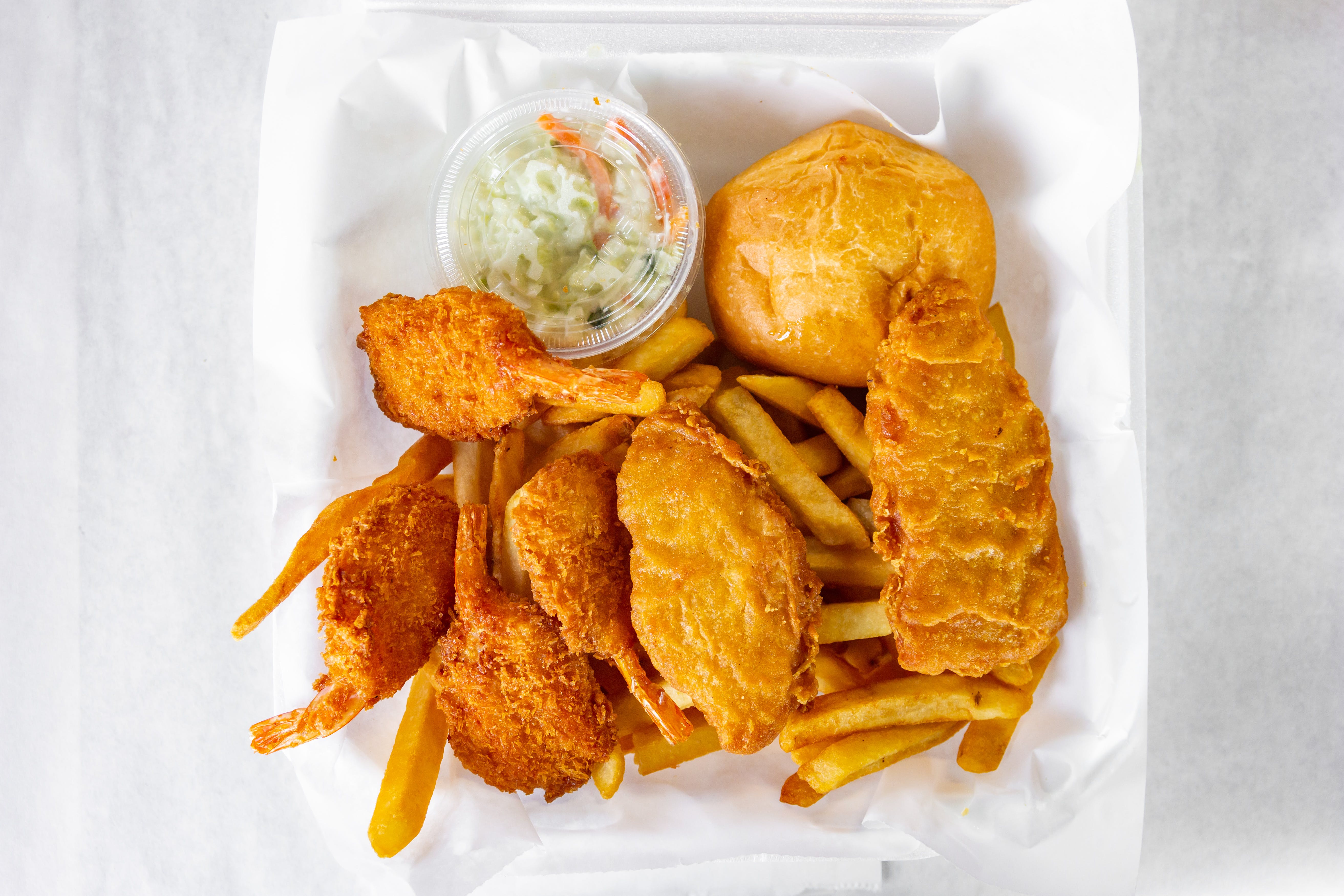 Order Fish & Chips Dinner - Dinner food online from Danny Pizza & Subs store, Taylor on bringmethat.com