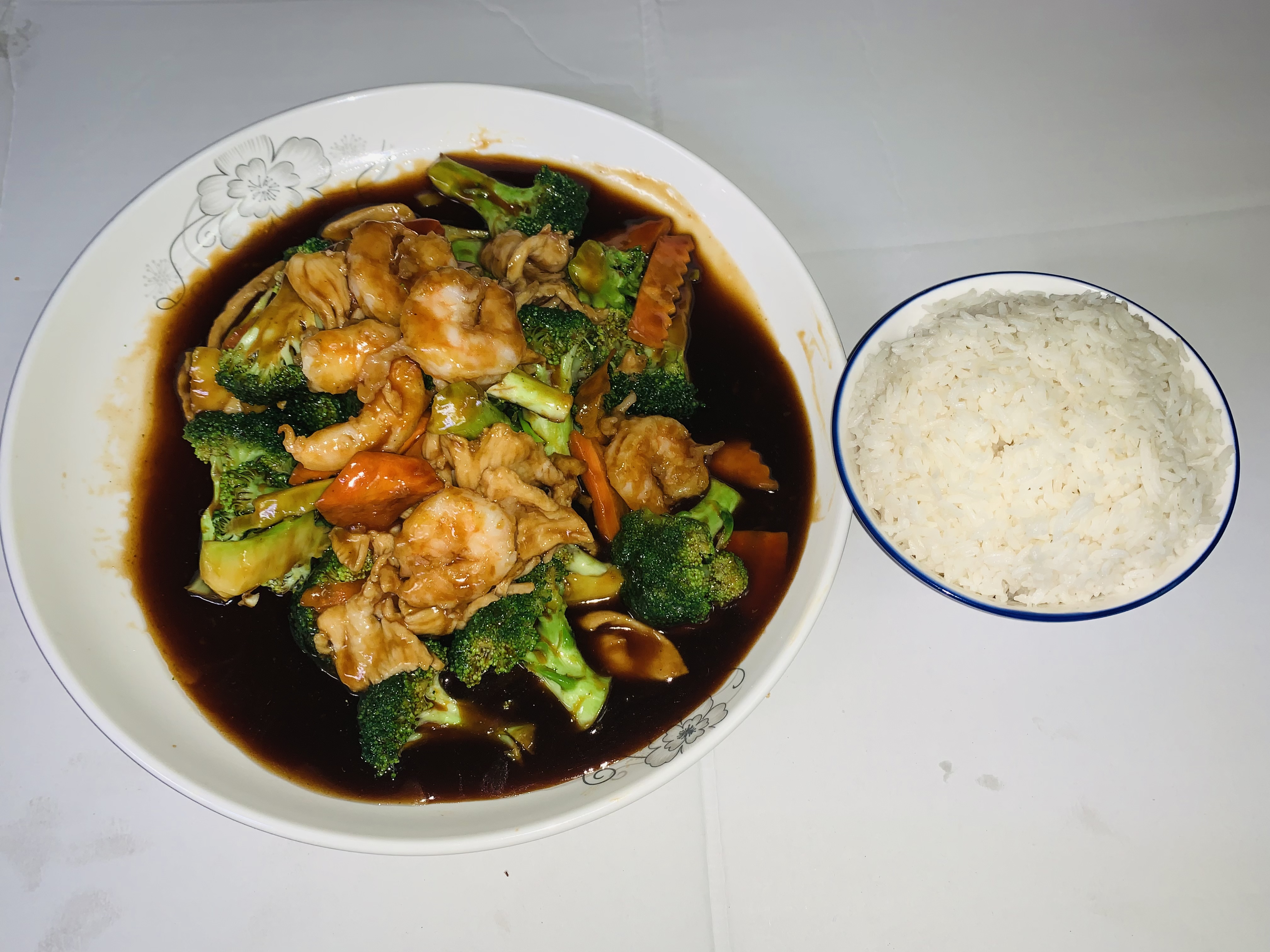 Order H14. Chicken and Shrimp with Broccoli 鸡和虾芥蓝 food online from Hai Sun Chinese Restrnt store, Brooklyn on bringmethat.com