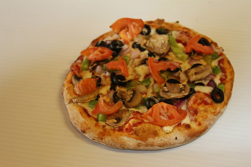 Order Veggie Pizza food online from Parkway Express Pizza, Subs, & More store, Lafayette on bringmethat.com
