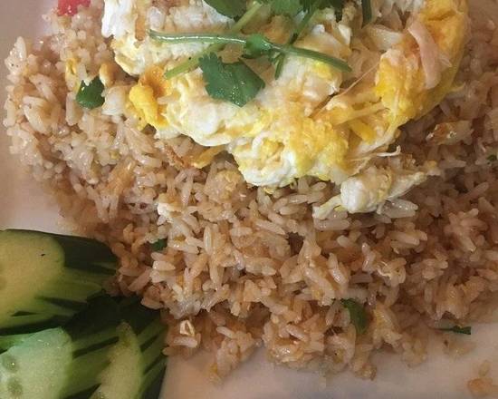 Order Crab Fried Rice food online from Siamese Bistro store, Las Vegas on bringmethat.com