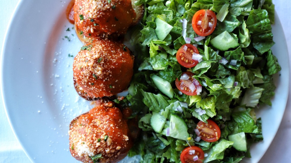 Order Meatball Salad (Party (Serves 8-12)) food online from Lucca's Pizzeria & Ristorante store, La Grange on bringmethat.com