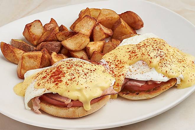 Order Classic Eggs Benedict food online from Silver Diner store, Rockville on bringmethat.com