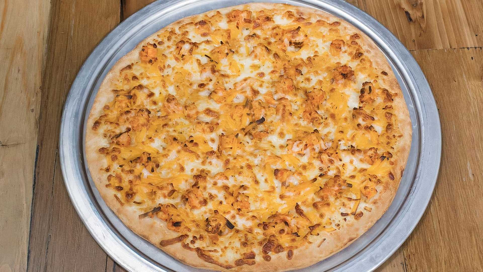 Order Mac & Cheese Pizza - Small food online from Gatti's Pizza store, Corbin on bringmethat.com