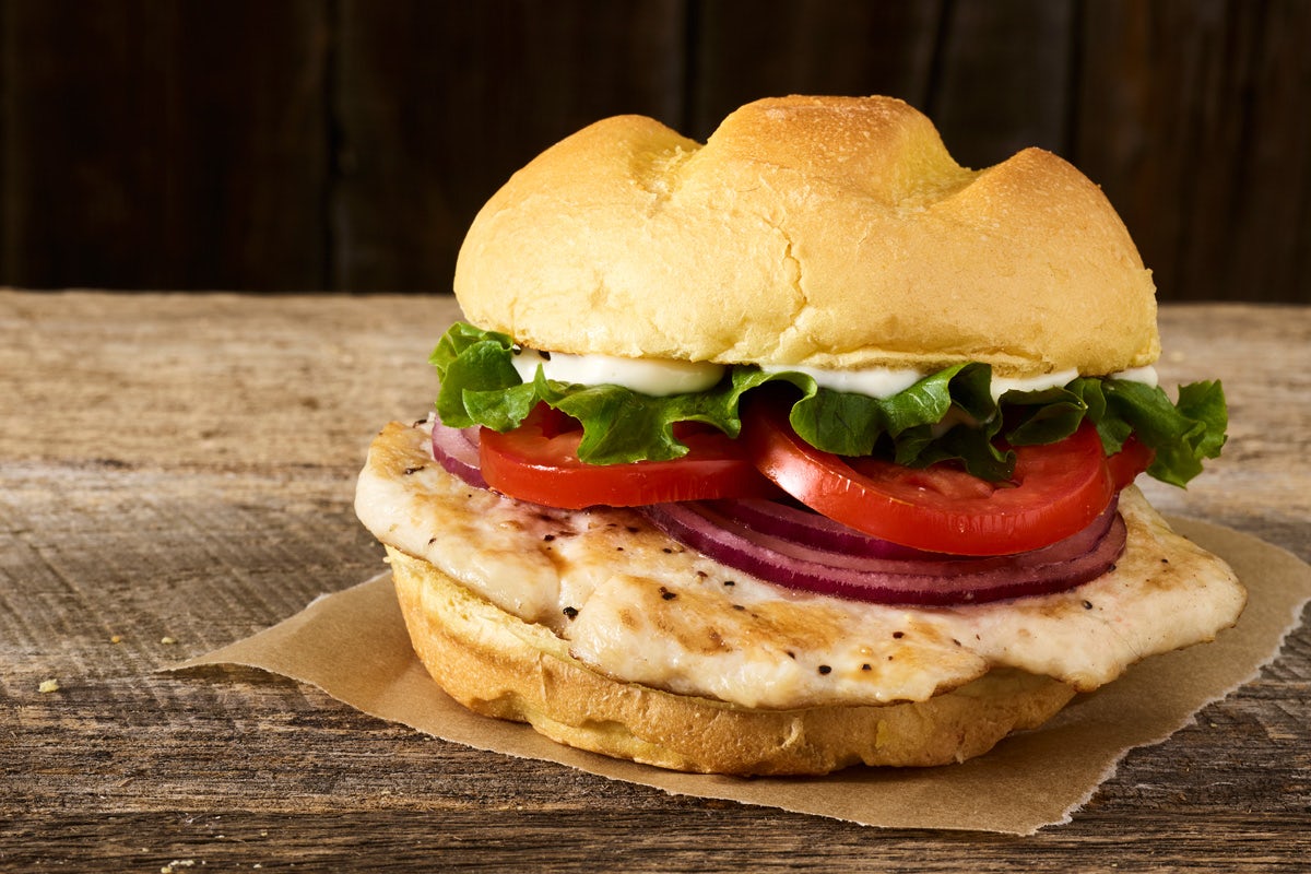 Order CLASSIC GRILLED CHICKEN SANDWICH food online from Smashburger store, Dayton on bringmethat.com