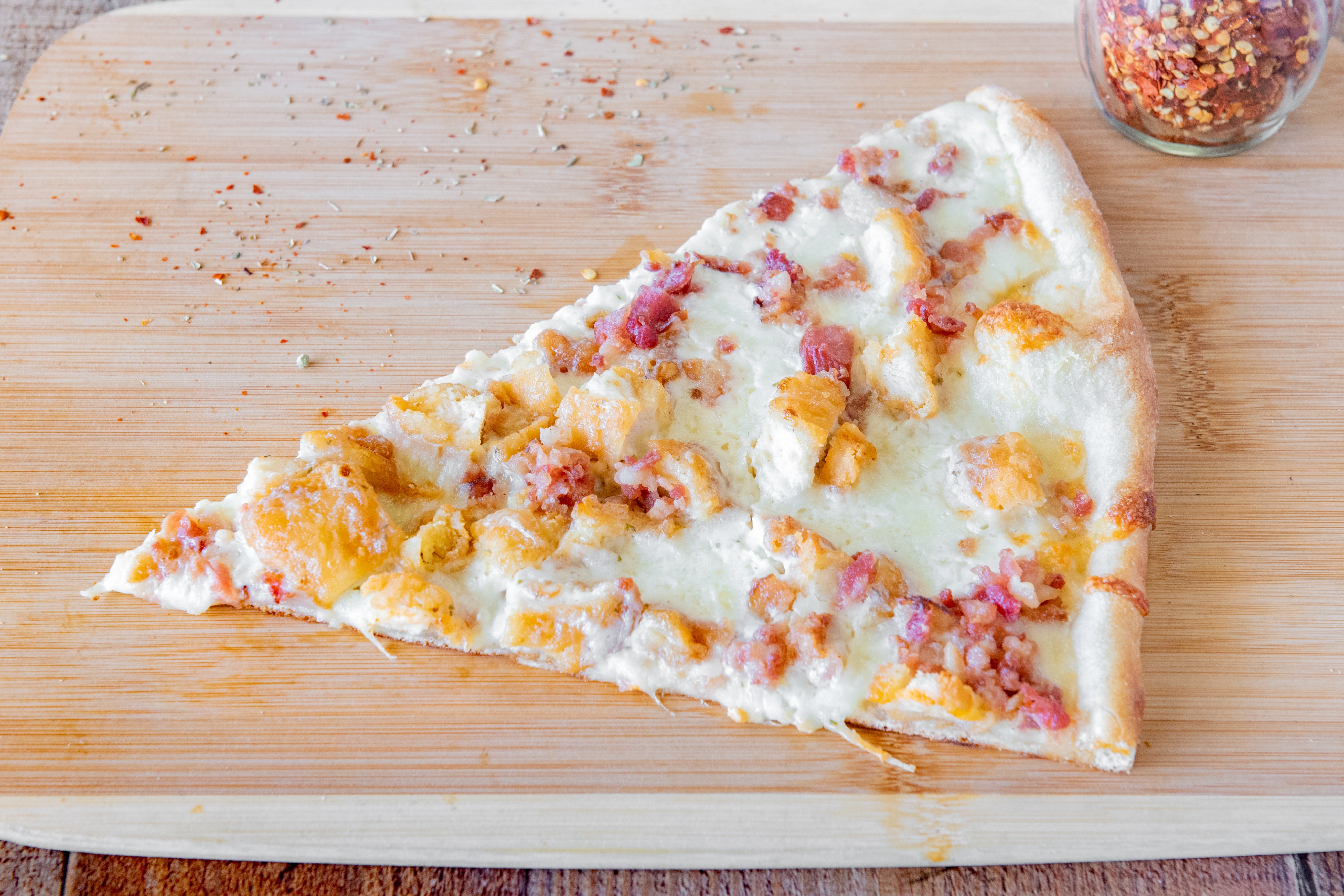 Order Chicken Bacon Ranch Pizza - Personal 12'' (6 Slices) food online from Tonys Pizzeria & Italian Restaurant store, Audubon on bringmethat.com