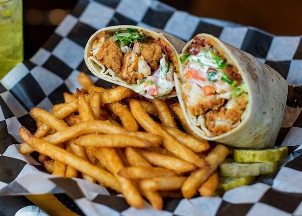 Order Crispy Chicken Wrap food online from The Boulder Tap House store, Rochester on bringmethat.com