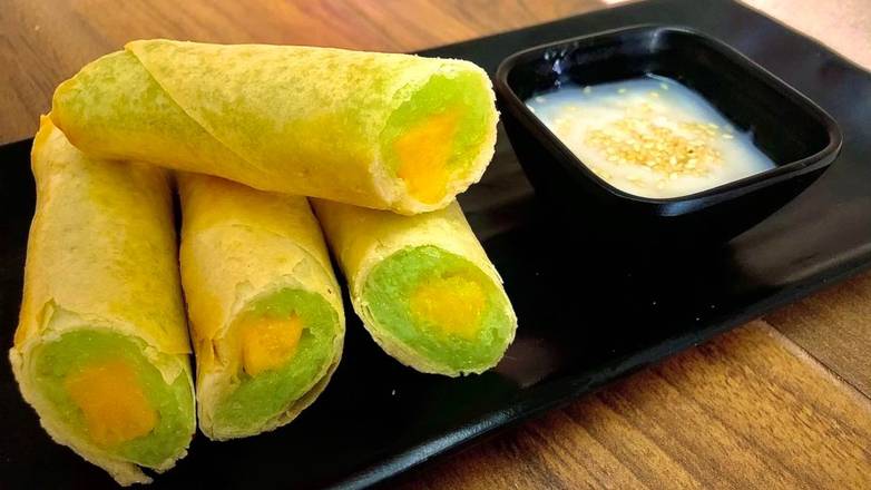 Order Mango Sticky Rice Rolls food online from Pad Thai Bistro store, Glendale on bringmethat.com