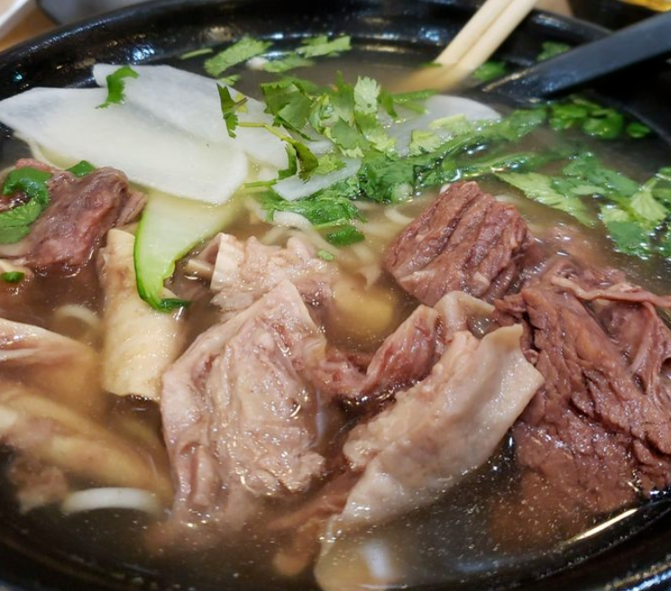 Order Beef Brisket Hand Pull Noodle Soup - 牛腩拉面 food online from Lanzhou Hand Pull Noodle store, Gaithersburg on bringmethat.com