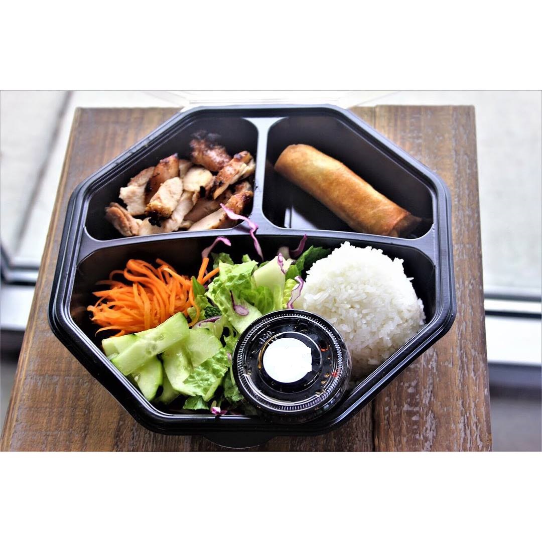 Order Mini Moi Bowl food online from Moi Vietnamese Grill store, Pflugerville on bringmethat.com