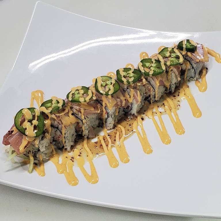 Order Tuna Tataki Special Roll food online from Sushi Loco store, Long Beach on bringmethat.com