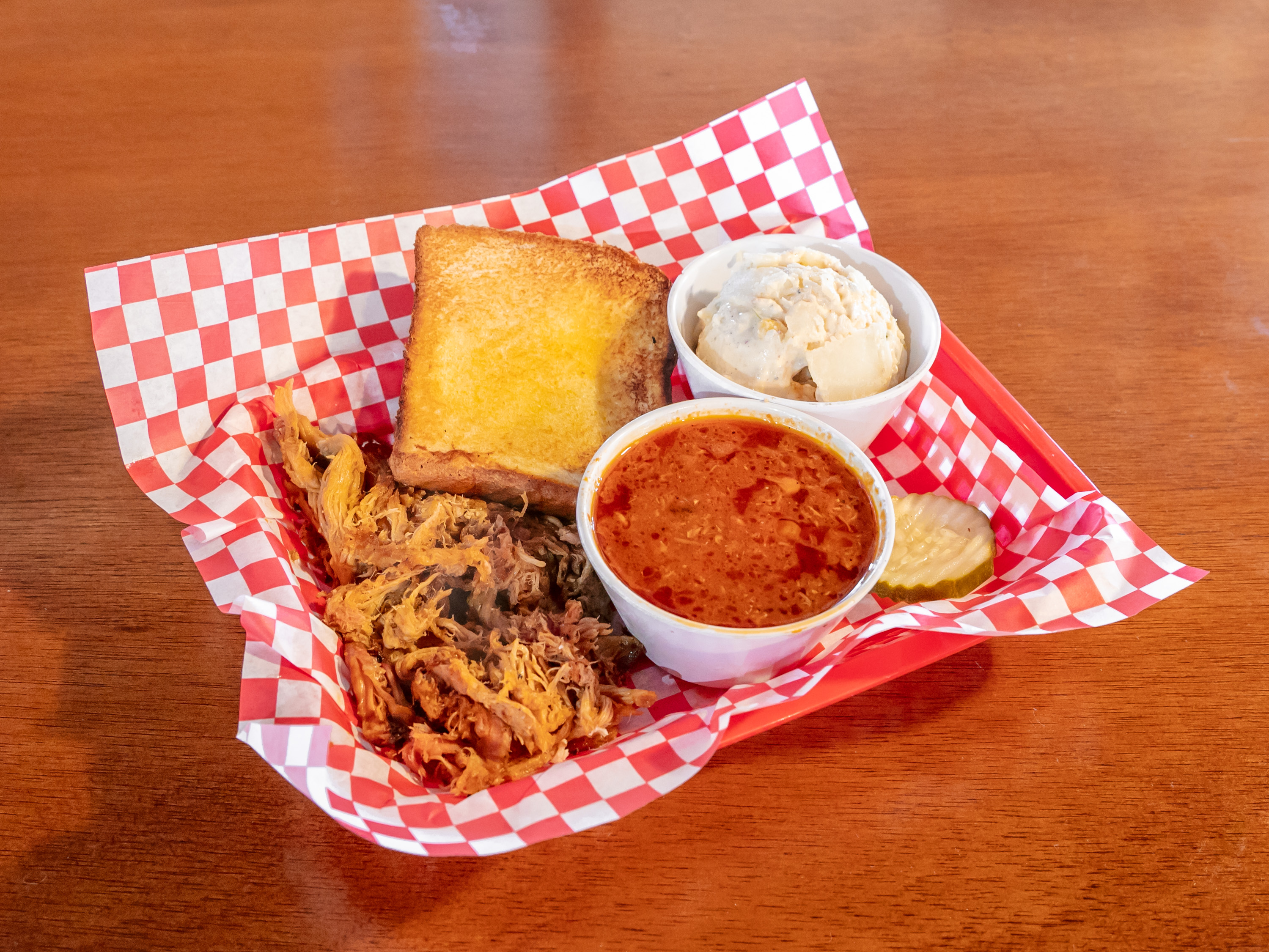 Order Pulled Pork Plate with 2 Sides and Bread food online from Smokin Gold Bbq store, Lilburn on bringmethat.com
