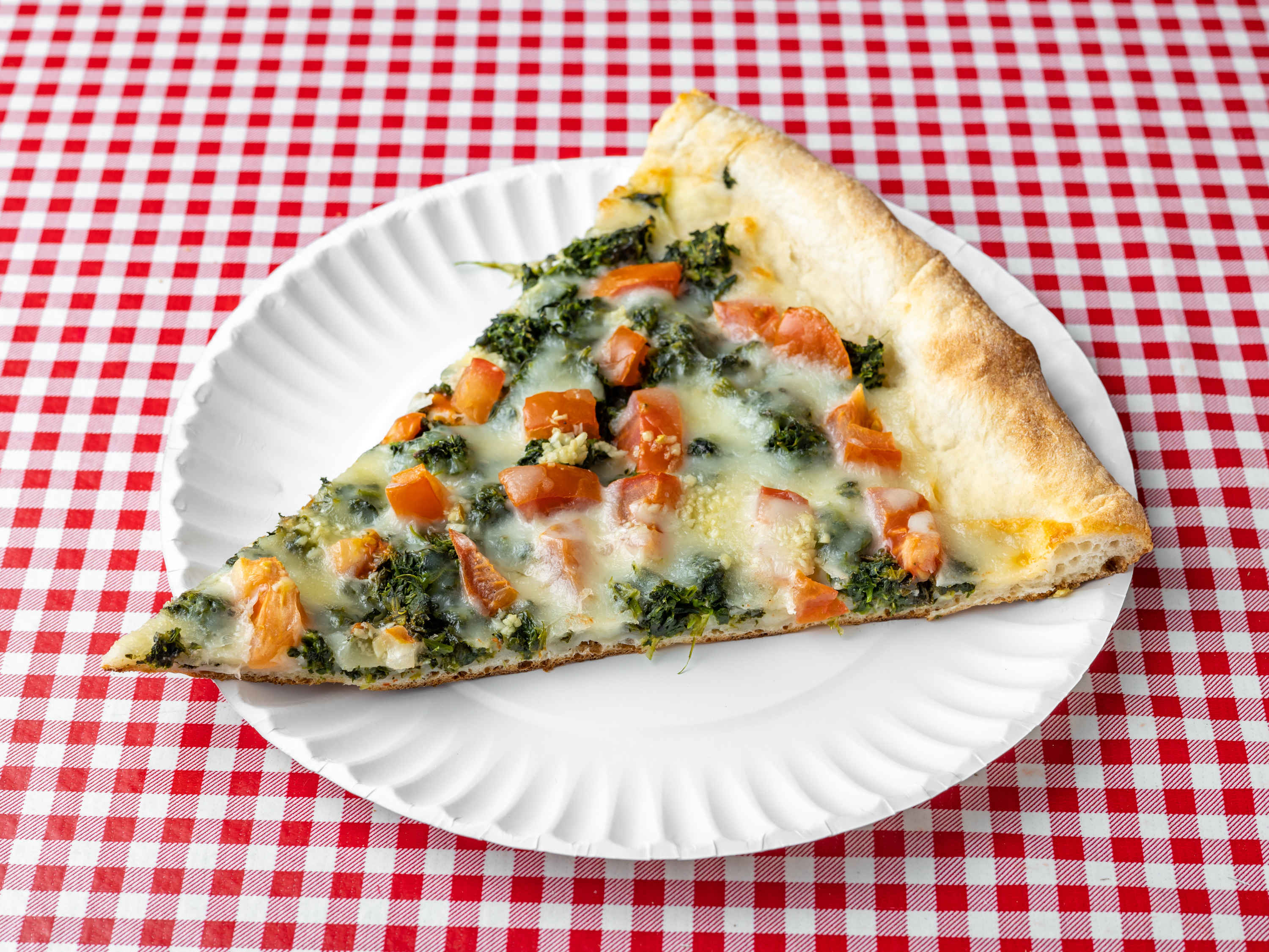 Order Spinach & Tomato Neopolitan Pizza food online from Timothy's Pizzeria store, Centerport on bringmethat.com