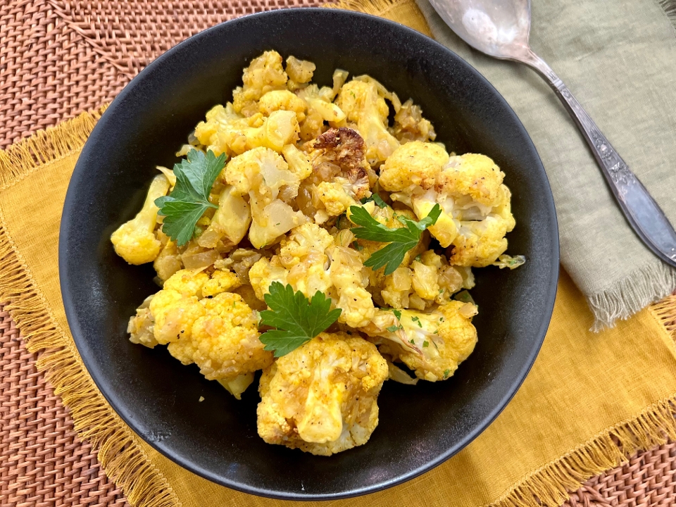 Order Turmeric Roasted Cauliflower food online from Aux Delices store, Darien on bringmethat.com