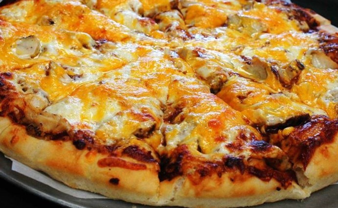 Order BBQ Chicken Pizza food online from Cocca Pizza store, Girard on bringmethat.com