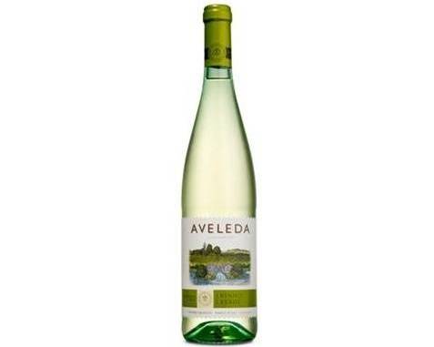 Order  DEAL Aveleda Fonte 750ml food online from House Of Wine store, New Rochelle on bringmethat.com