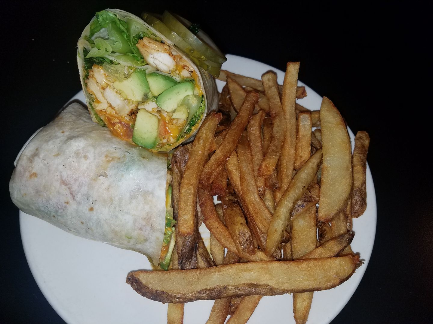 Order Smoked Chicken Wrap food online from Output Lounge & Sports Bar store, Chicago on bringmethat.com