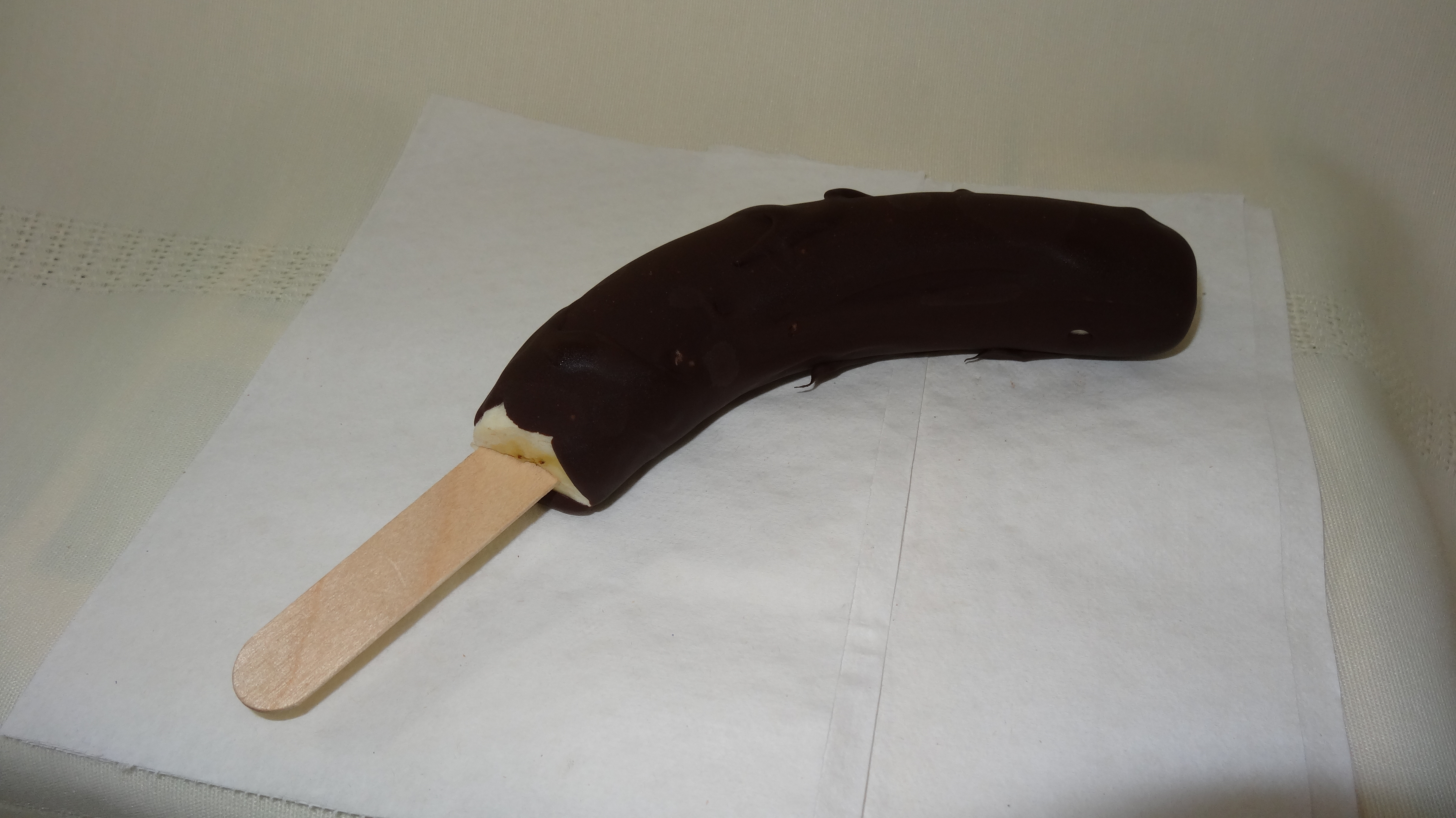 Order Burt's Banana's - Chocolate Covered Hand Dipped Frozen Banana food online from Flavor Frenzy store, Addison on bringmethat.com
