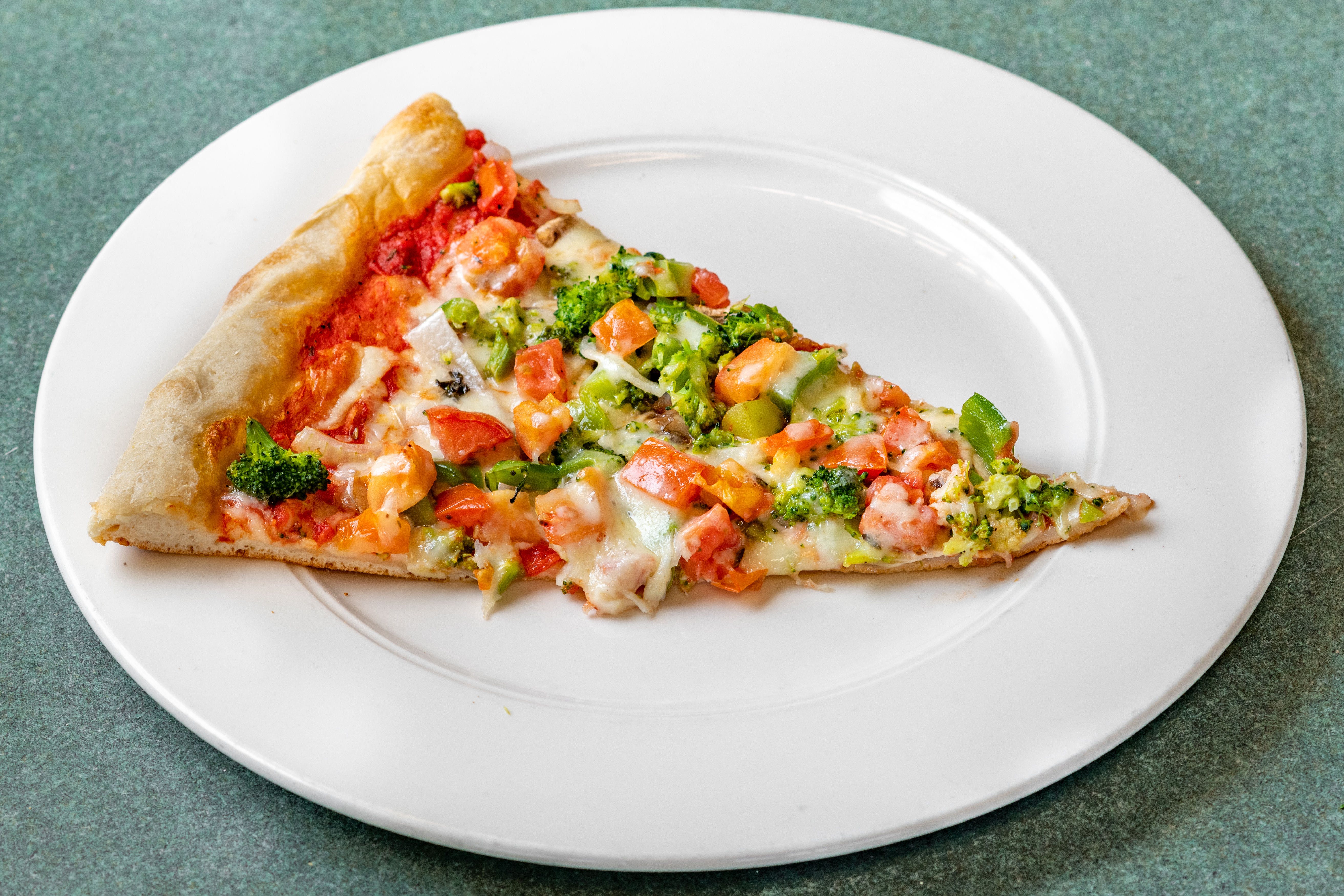 Order Veggie Pizza - Medium food online from Mama Cee Pizzeria store, Franklin on bringmethat.com