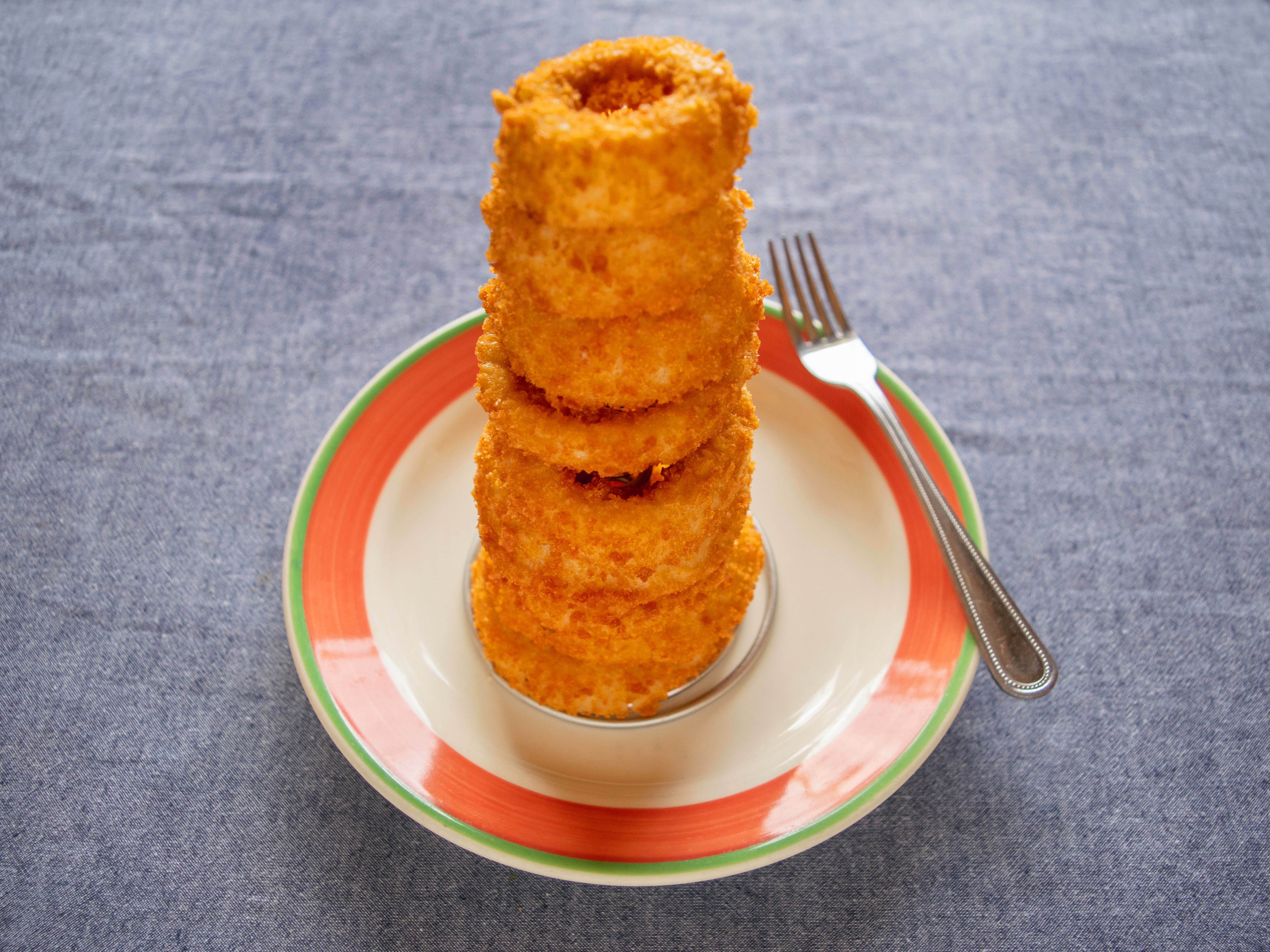 Order Onion Rings food online from Glen Cove Diner store, Glen Cove on bringmethat.com