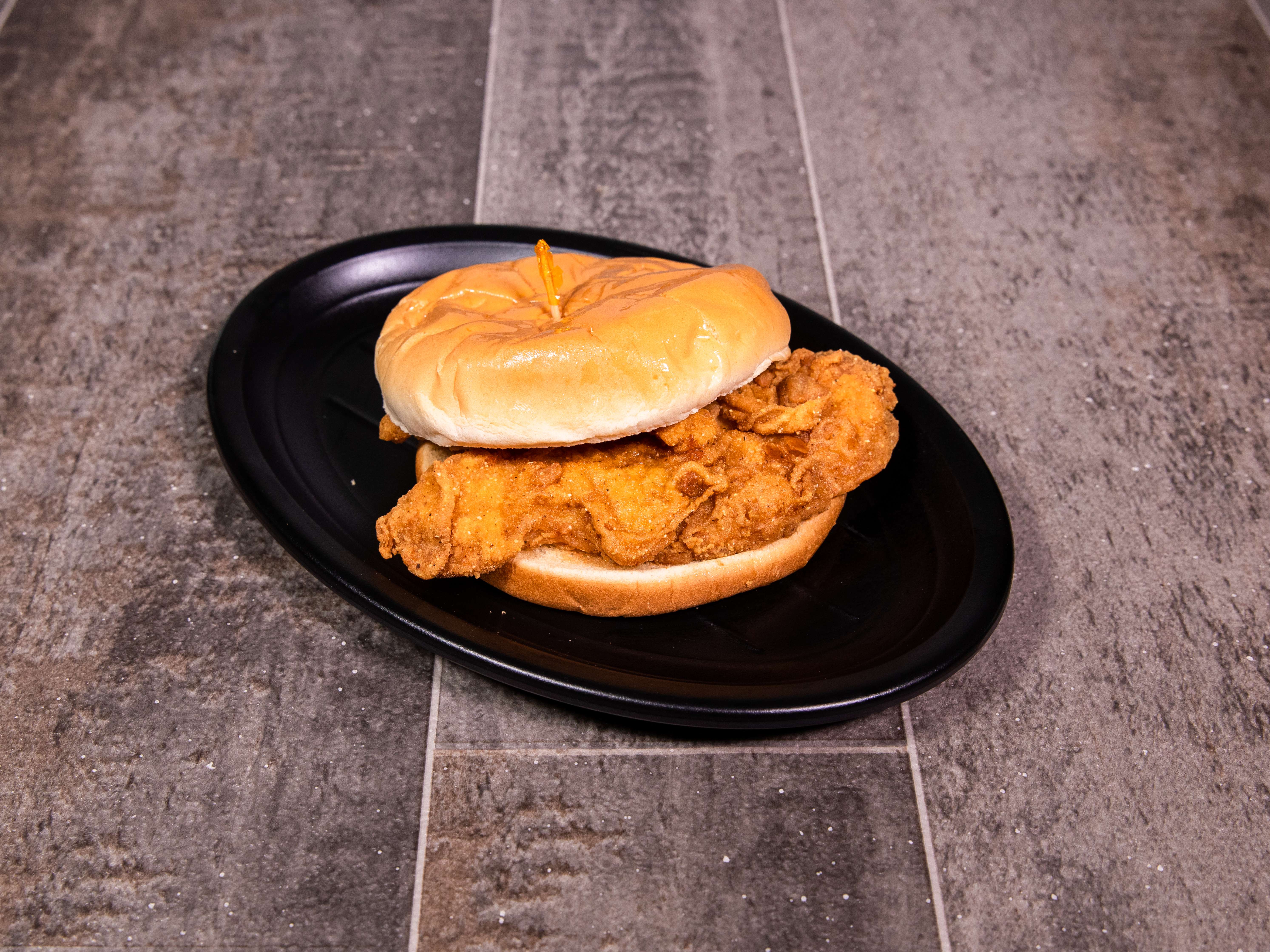 Order Chicken food online from Big Burger World store, Katy on bringmethat.com