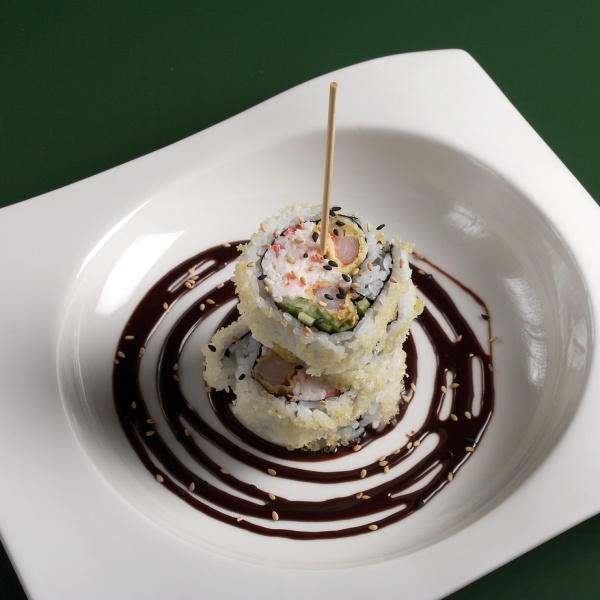 Order Shrimp Tempura Roll food online from Ohya Sushi, Korean Kitchen store, Glendale on bringmethat.com