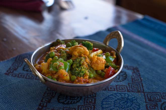 Order Sabzi Sangam Curry food online from Himalaya Thousand Oaks store, Thousand Oaks on bringmethat.com