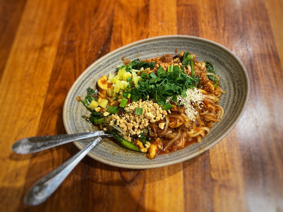 Order Shan Noodles-CHICKEN food online from Burma Superstar store, San Francisco on bringmethat.com