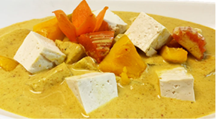 Order Yellow Curry food online from Sukho Thai store, Bellevue on bringmethat.com